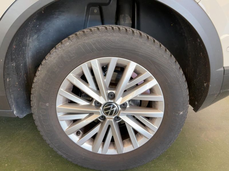 Volkswagen T-Roc 1.0 TSI Life 2022 – снимка 5