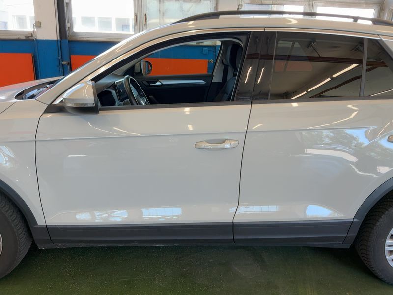 Volkswagen T-Roc 1.0 TSI Life — zdjęcie 4
