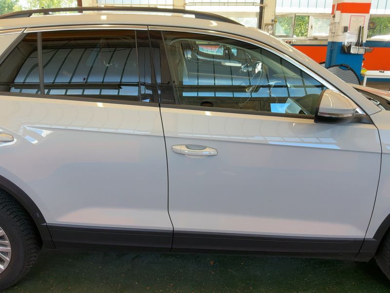 Volkswagen T-Roc 1.0 TSI Life — zdjęcie 7
