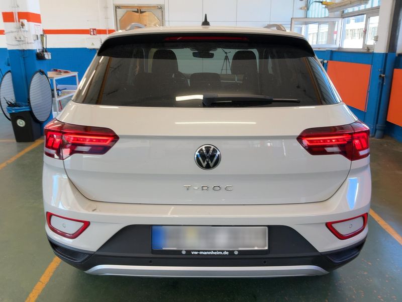 Volkswagen T-Roc 1.0 TSI Life — zdjęcie 5
