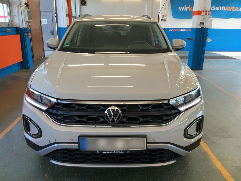 Volkswagen T-Roc 1.0 TSI Life — zdjęcie 9