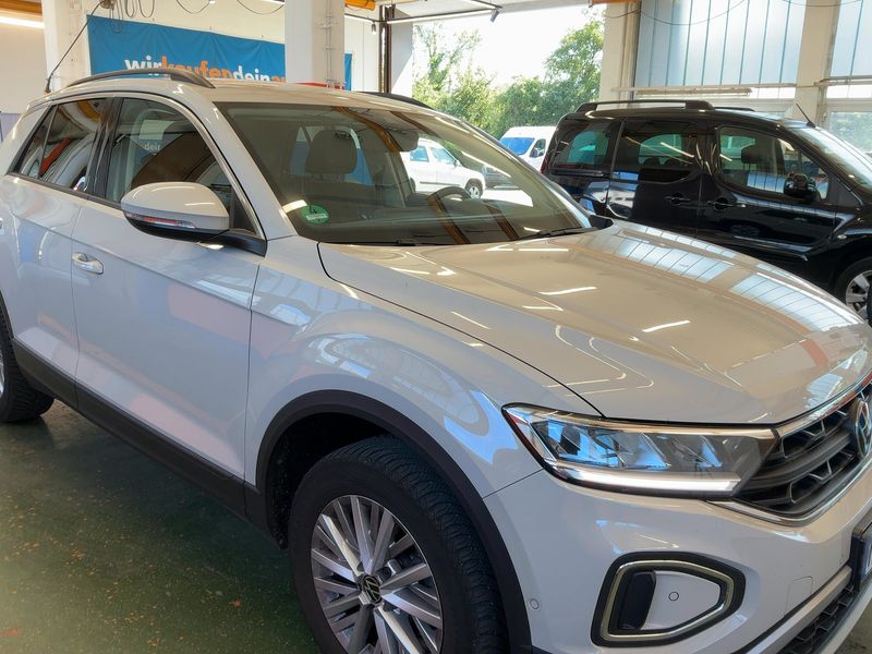 Volkswagen T-Roc 1.0 TSI Life — zdjęcie 8