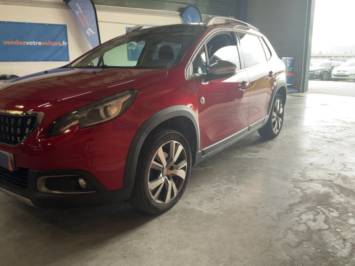 Peugeot 2008 1.2 PureTech Crossway