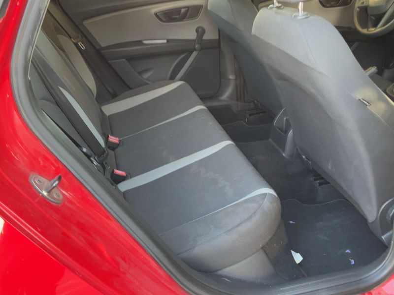 Seat Leon 1.6 TDI Reference — zdjęcie 14