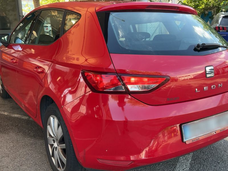 Seat Leon 1.6 TDI Reference — zdjęcie 3