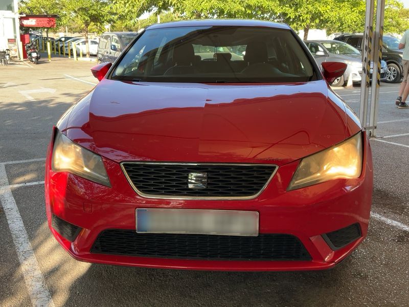 Seat Leon 1.6 TDI Reference — zdjęcie 9