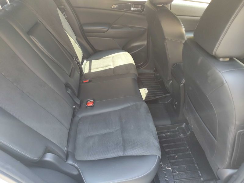 Mitsubishi Eclipse Cross 2.4 Plug-in Hybrid Kaiteki 4WD — zdjęcie 13
