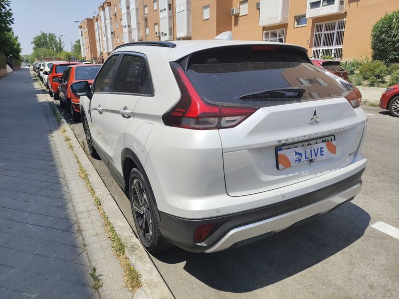 Mitsubishi Eclipse Cross 2.4 Plug-in Hybrid Kaiteki 4WD — zdjęcie 3