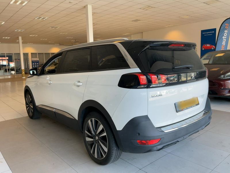 Peugeot 5008 1.2 PureTech Allure — zdjęcie 3