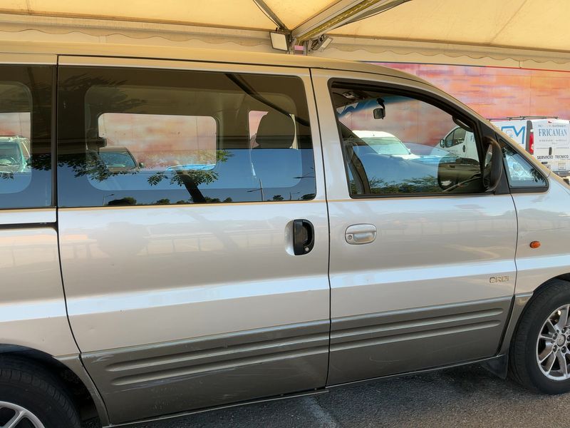 Hyundai H1 2.5 CRDi Starex — zdjęcie 7