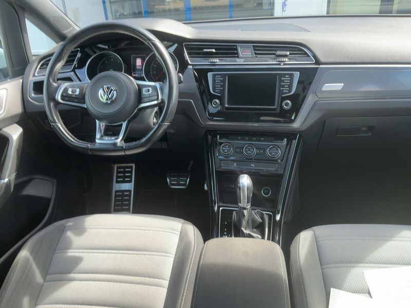 Volkswagen Touran 1.4 TSI Highline BlueMotion Tech — zdjęcie 12