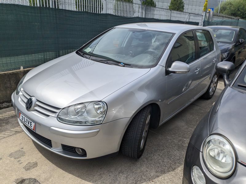 Golf V 1.6 FSI Sportline