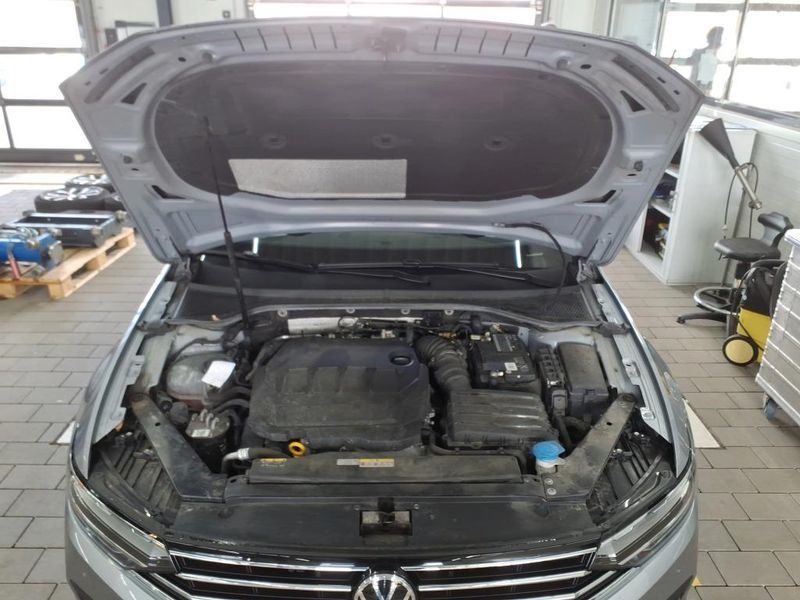 Volkswagen Passat 2.0 TDI Business — zdjęcie 8