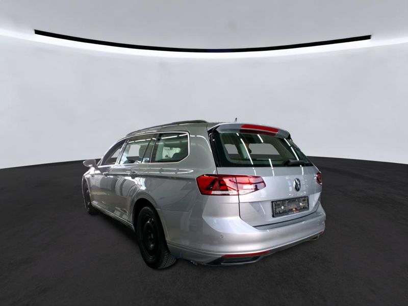 Volkswagen Passat 2.0 TDI Business — zdjęcie 14