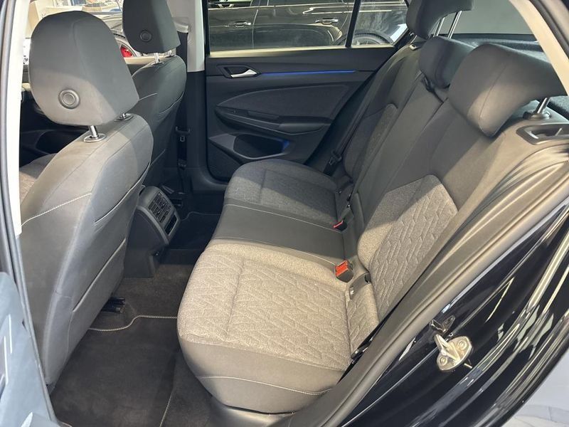 Volkswagen Golf VIII 1.5 TSI ACT Move — zdjęcie 12