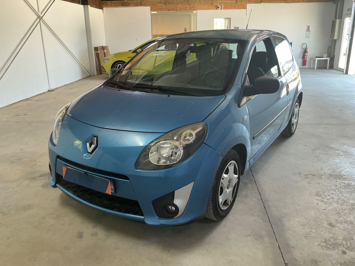 Renault Twingo 2011 — photo 1