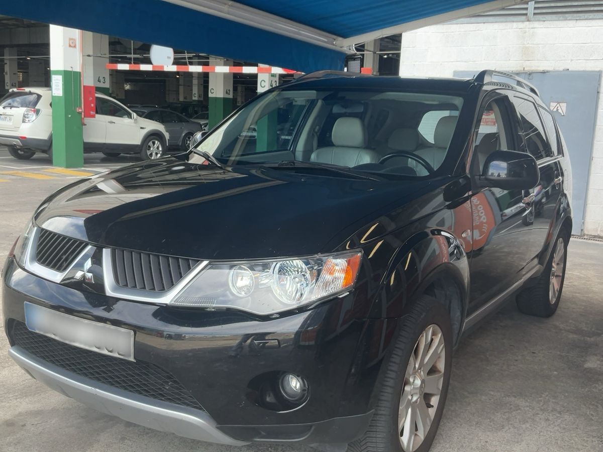 Mitsubishi Outlander 2009