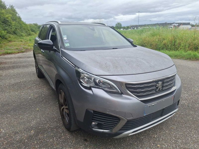 Peugeot 5008 1.2 PureTech Allure — zdjęcie 6