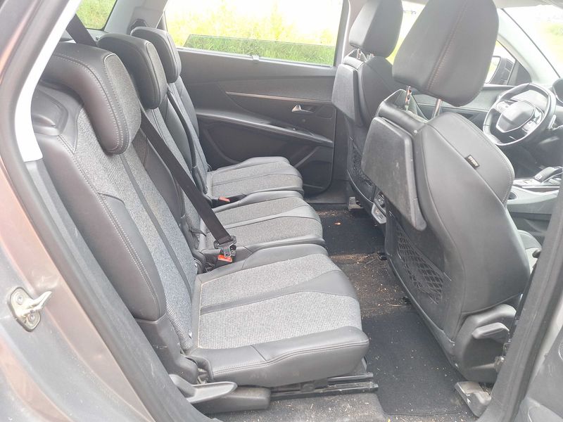 Peugeot 5008 1.2 PureTech Allure — zdjęcie 14