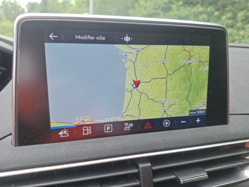 Peugeot 5008 1.2 PureTech Allure — zdjęcie 13