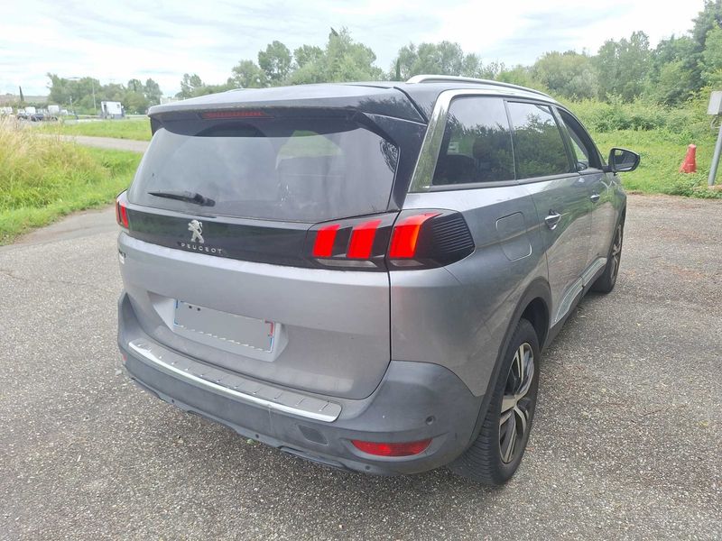 Peugeot 5008 1.2 PureTech Allure — zdjęcie 5