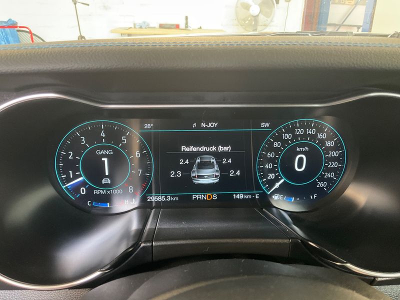 Ford Mustang 5.0 Ti-VCT V8 GT — zdjęcie 13