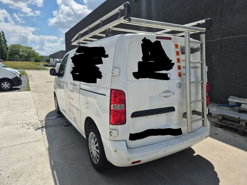 Toyota ProAce 2.0 D-4D L1 Combi Dynamic — zdjęcie 3