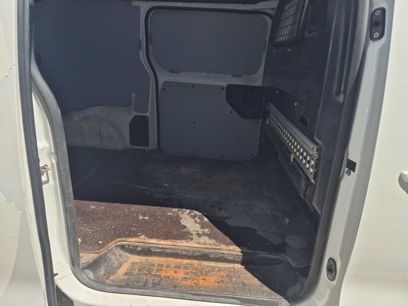 Toyota ProAce 2.0 D-4D L1 Combi Dynamic — zdjęcie 14