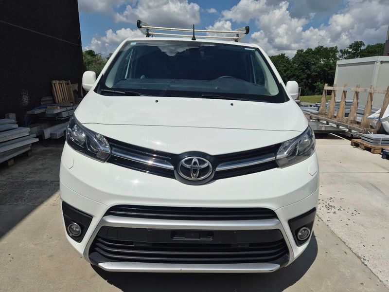 Toyota ProAce 2.0 D-4D L1 Combi Dynamic — zdjęcie 7