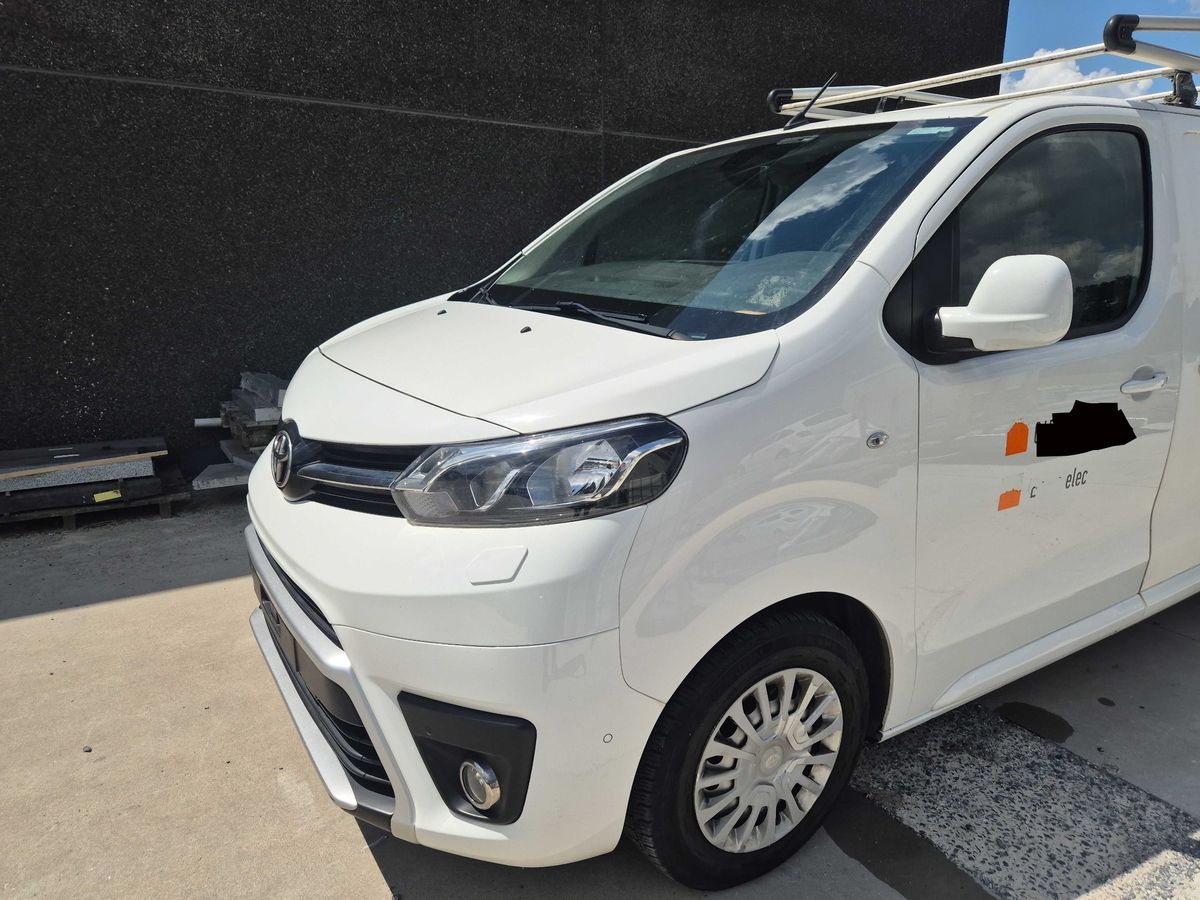 Toyota ProAce 2.0 D-4D L1 Combi Dynamic