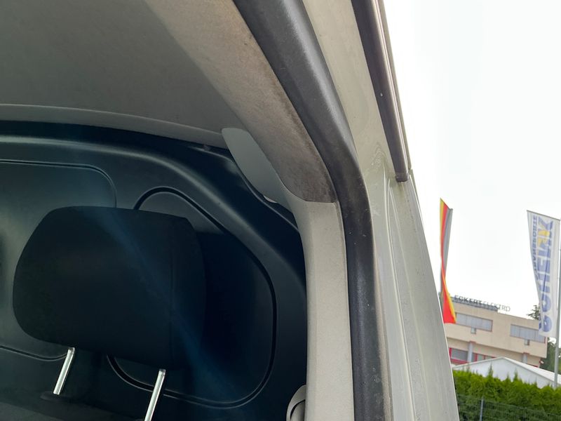 Volkswagen T6 Transporter 2.0 TDI Kasten EcoProfi lang 2017 – снимка 43