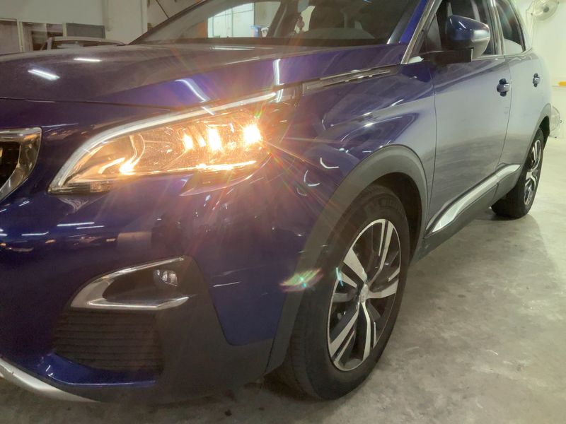 Peugeot 3008 1.6 Blue-HDi Allure — zdjęcie 2