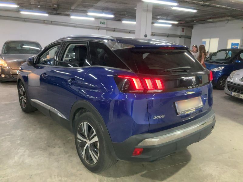 Peugeot 3008 1.6 Blue-HDi Allure — zdjęcie 3