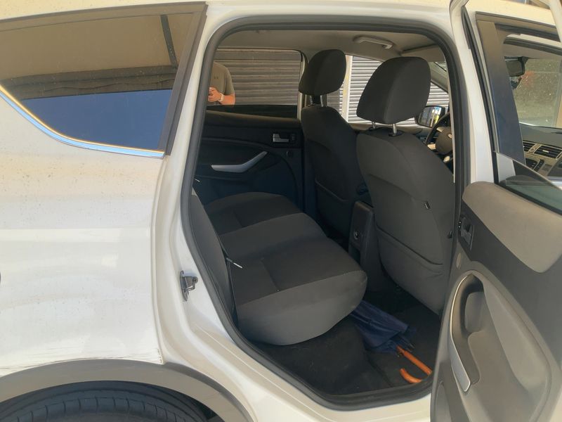 Ford Kuga 2.0 TDCi Trend — zdjęcie 14