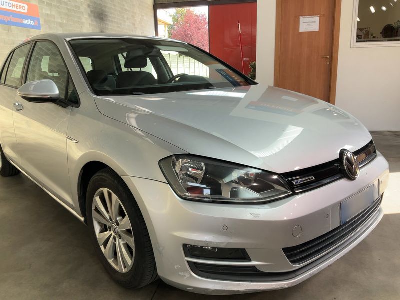 Volkswagen Golf VII 1.0 TSI Comfortline BlueMotion Tech — zdjęcie 8