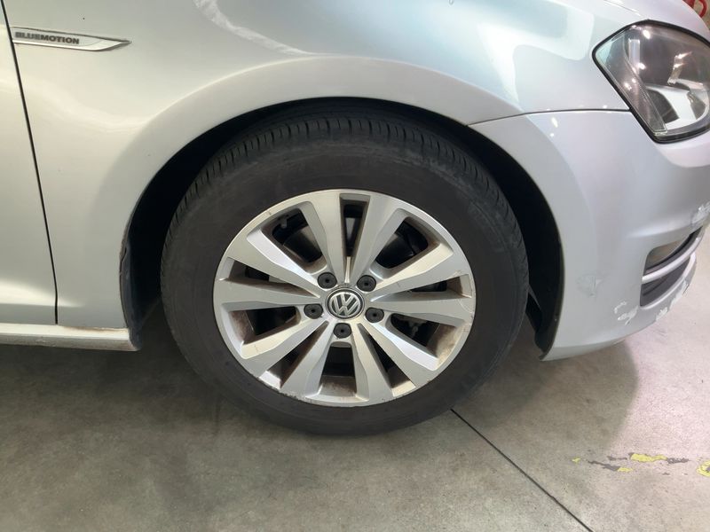 Volkswagen Golf VII 1.0 TSI Comfortline BlueMotion Tech 2015 – снимка 11
