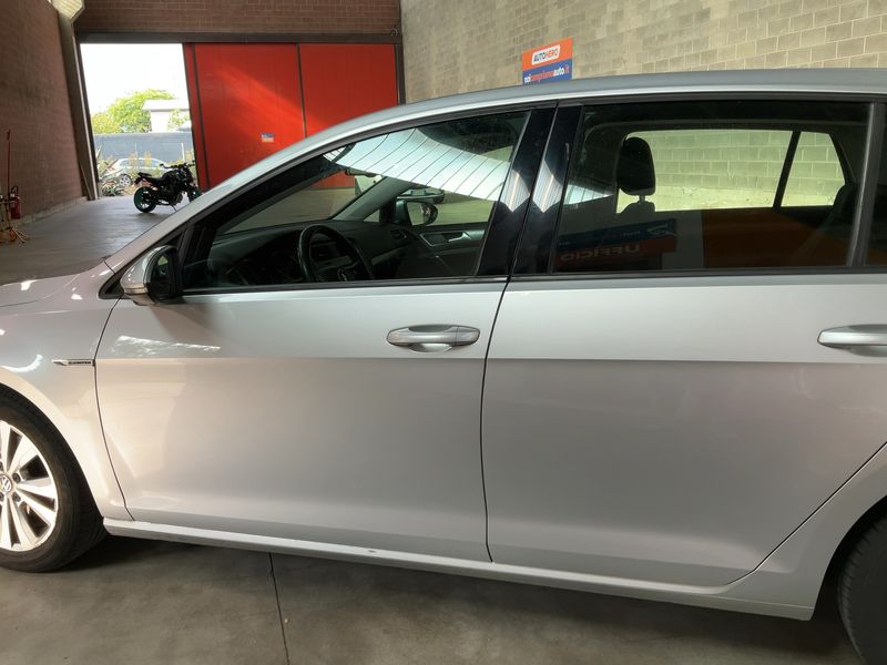 Volkswagen Golf VII 1.0 TSI Comfortline BlueMotion Tech — zdjęcie 4