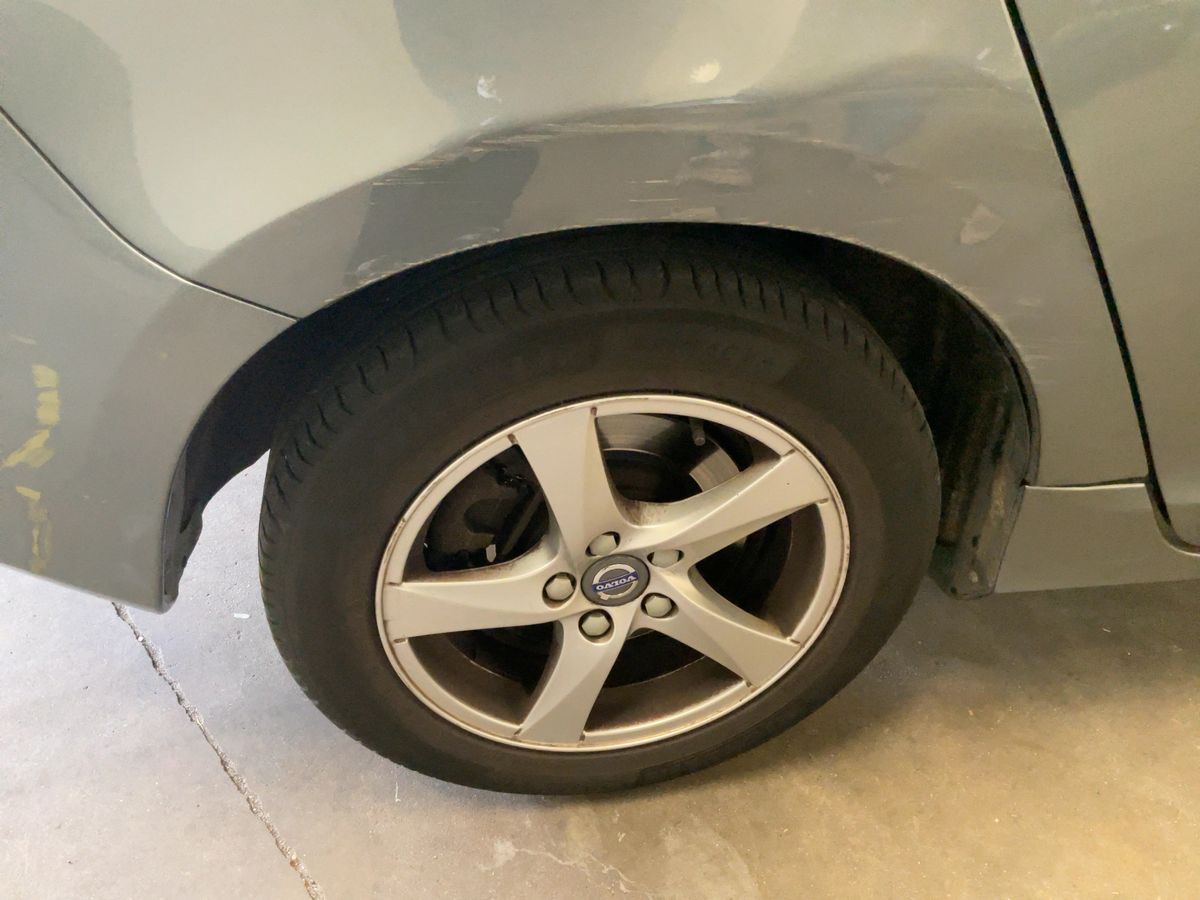 Volvo V60 2018 — photo 10