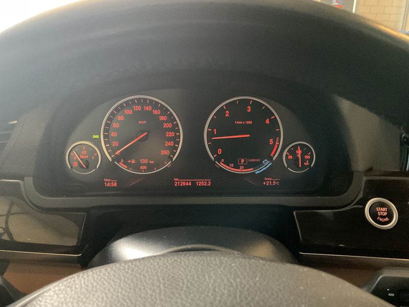 BMW 7er 740d — zdjęcie 13