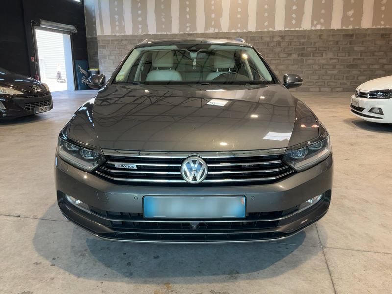 Volkswagen Passat 2.0 TDI Carat Edition 4Motion BlueMotion Tech 2015 – снимка 14