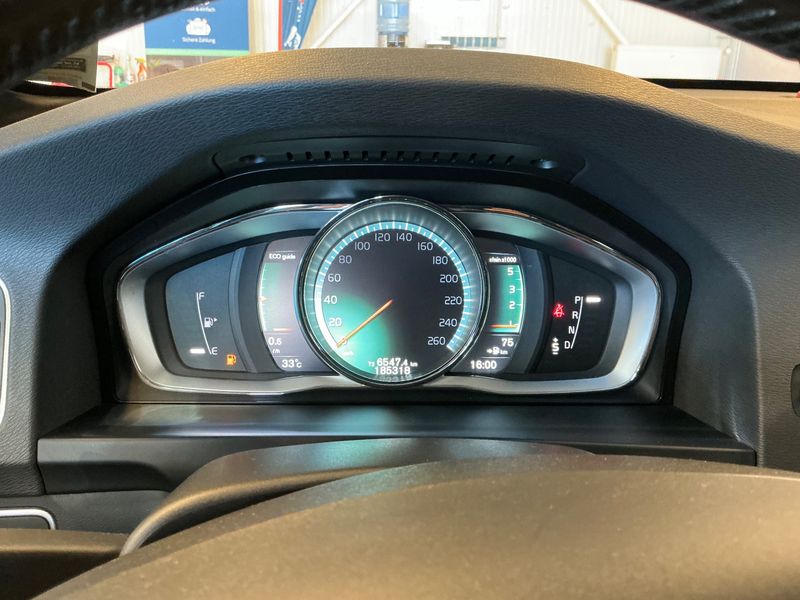 Volvo V60 2.4 D5 Summum AWD 2015 – снимка 19