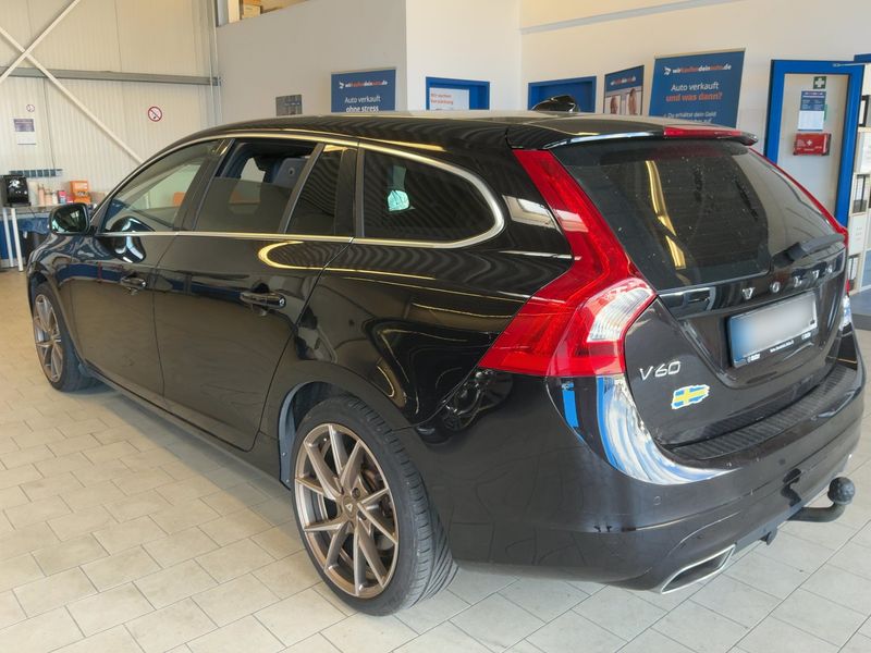 Volvo V60 2.4 D5 Summum AWD 2015 – снимка 6