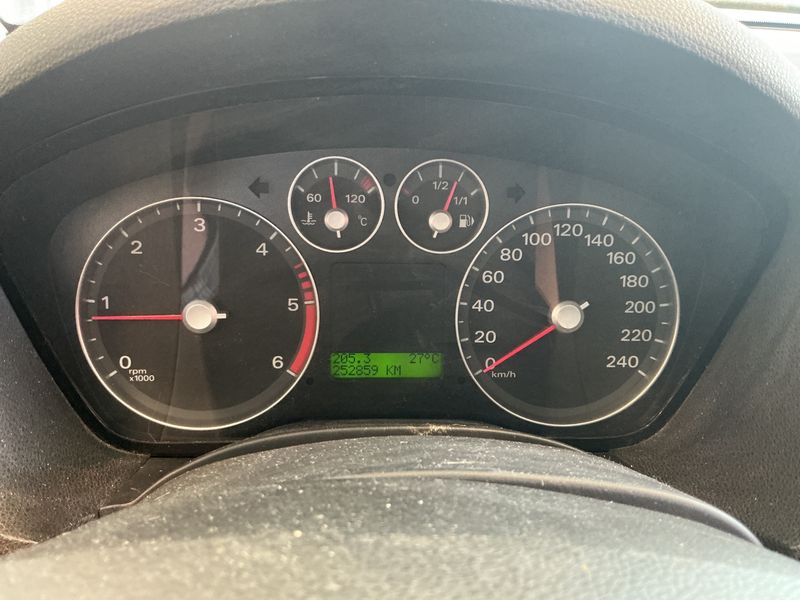 Ford C-Max 1.6 TDCi Ghia — zdjęcie 4