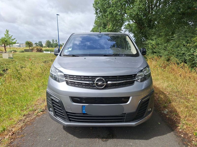 Opel Vivaro electric drive 100 kW M (L2) — zdjęcie 7
