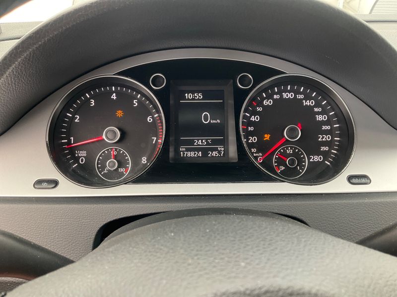 Volkswagen Passat CC 1.8 TSI — zdjęcie 4