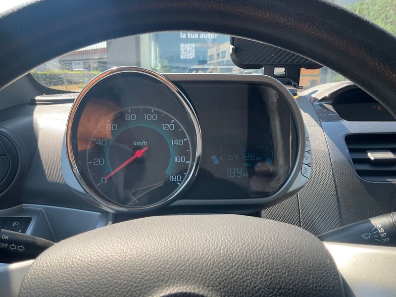 Chevrolet Spark 1.0 LT — zdjęcie 4