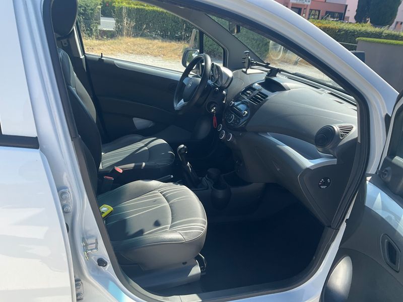 Chevrolet Spark 1.0 LT — zdjęcie 3