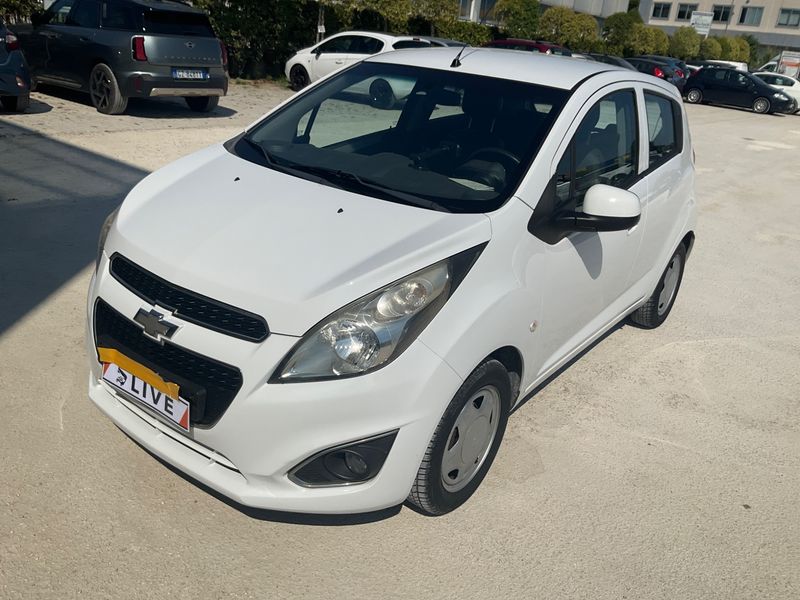 Chevrolet Spark 1.0 LT