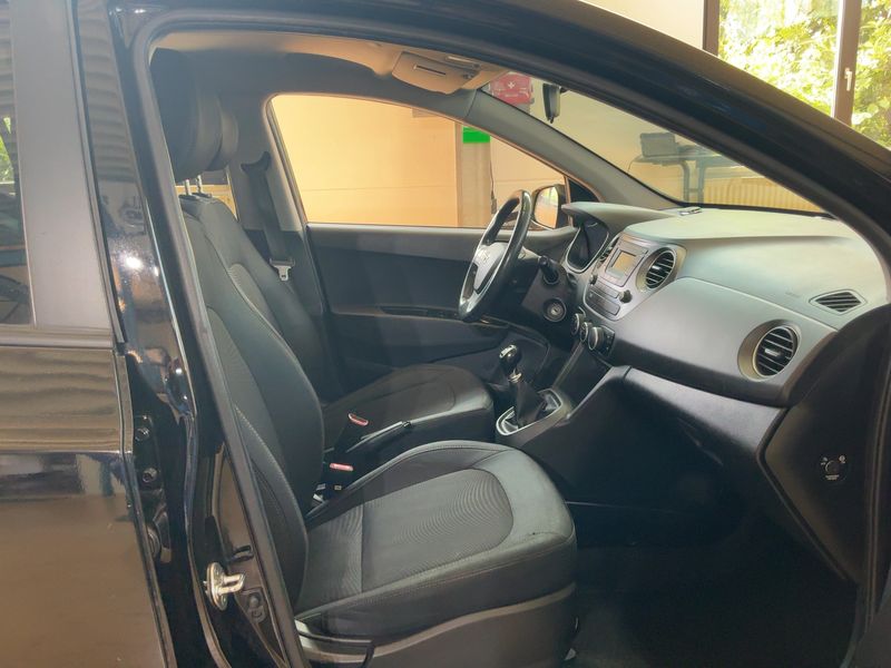 Hyundai i10 1.2 YES! — zdjęcie 11