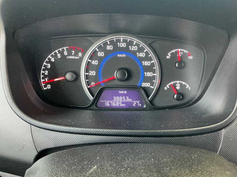 Hyundai i10 1.2 YES! — zdjęcie 13